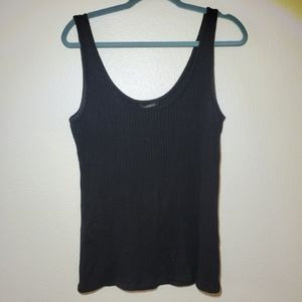 Banana Republic knit tank top size medium